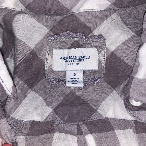 Women’s button up - Picture 3 of 3